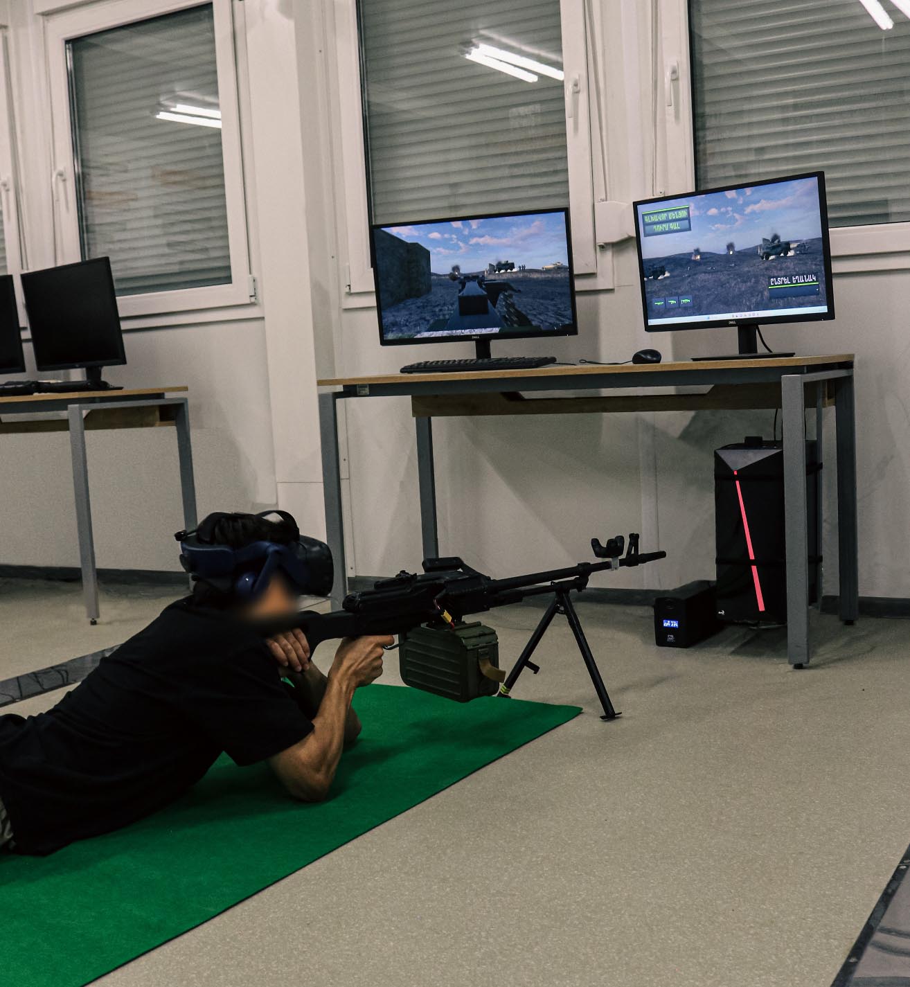 Образовательный комплекс симулятора стрельбы на ПКМ на базе VR технологий